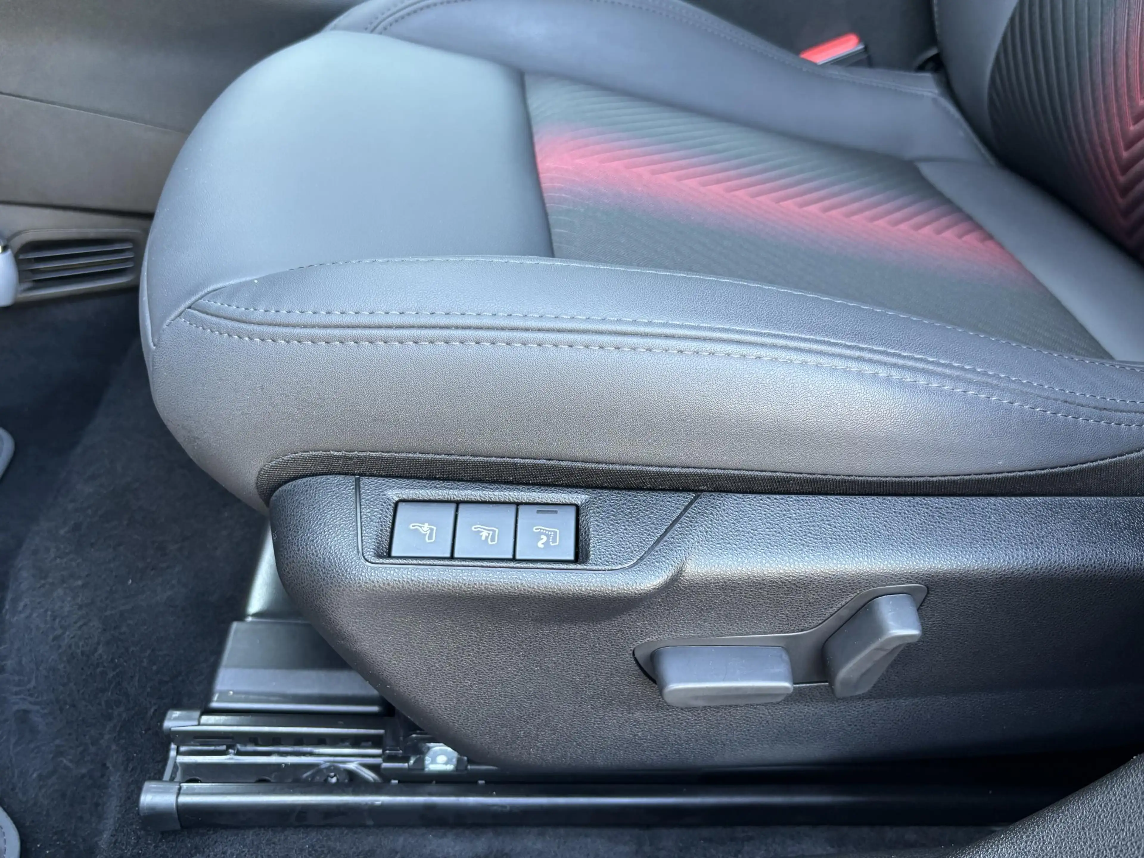 Alfa Romeo Junior 1.2 Turbo Hybrid Ibrida Speciale | Stoelverwarming — photo 10
