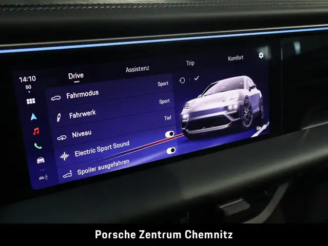 Porsche Macan view 16