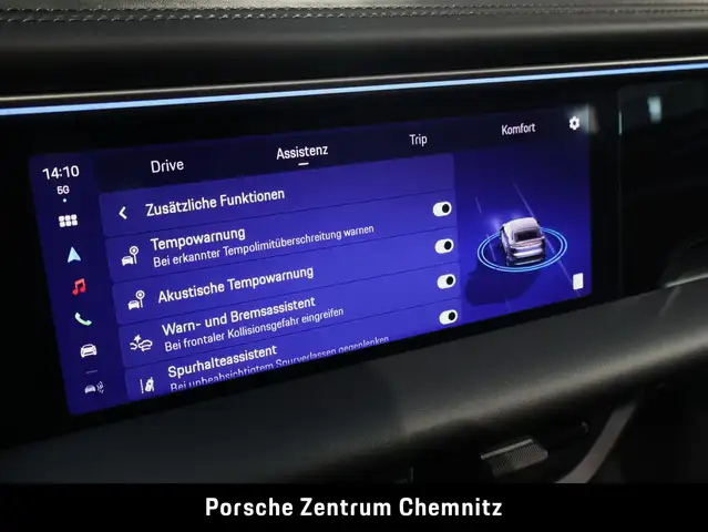 Porsche Macan view 17