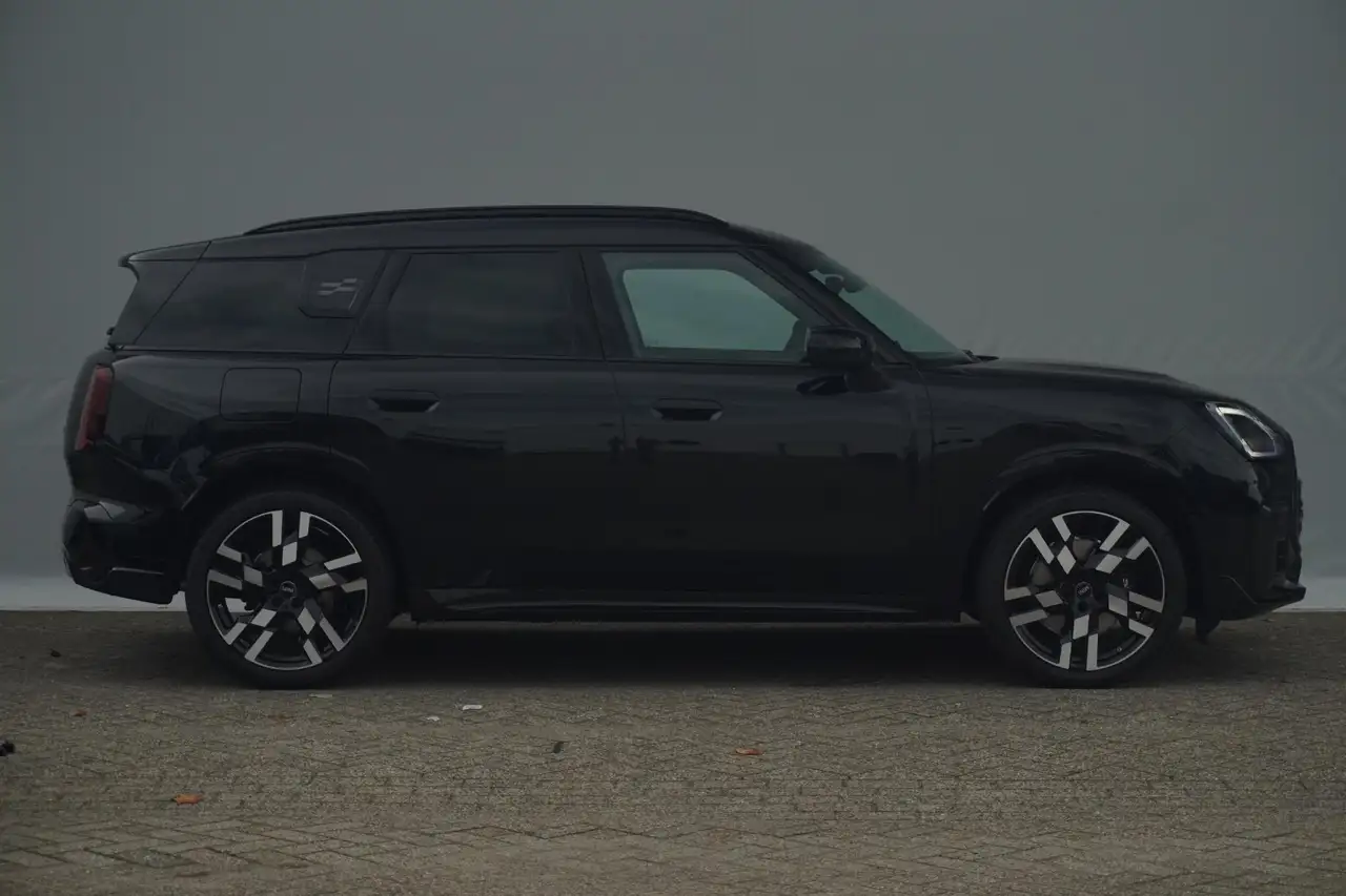 MINI Others 2026