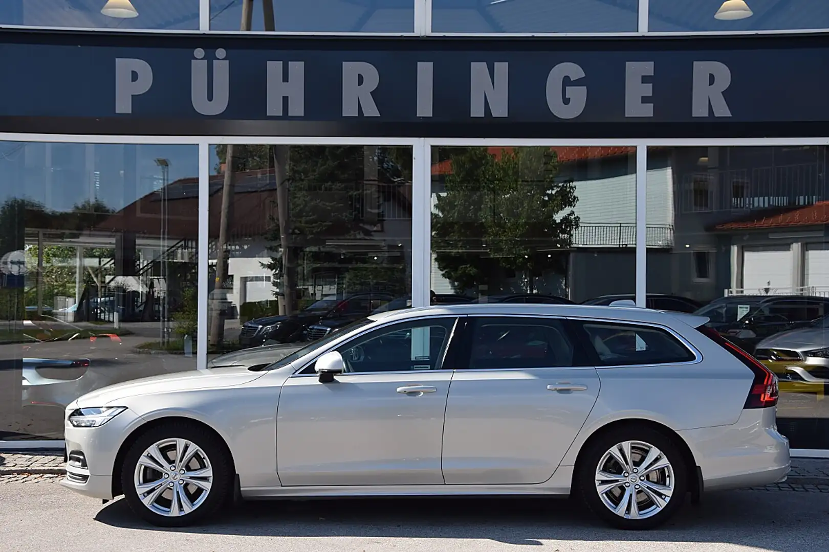 Volvo V90 B5 AWD Inscription Geartronic Weiß - 1