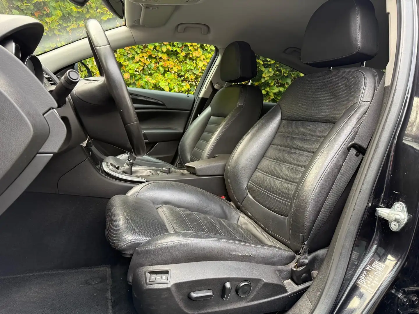 Opel Insignia 2.0 Turbo Executive I Leer I PDC Noir - 2