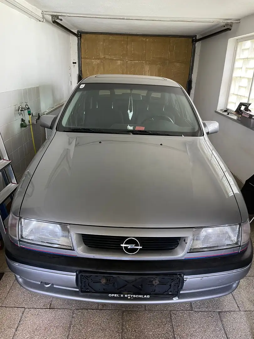 Opel Vectra Vectra CDX - 1