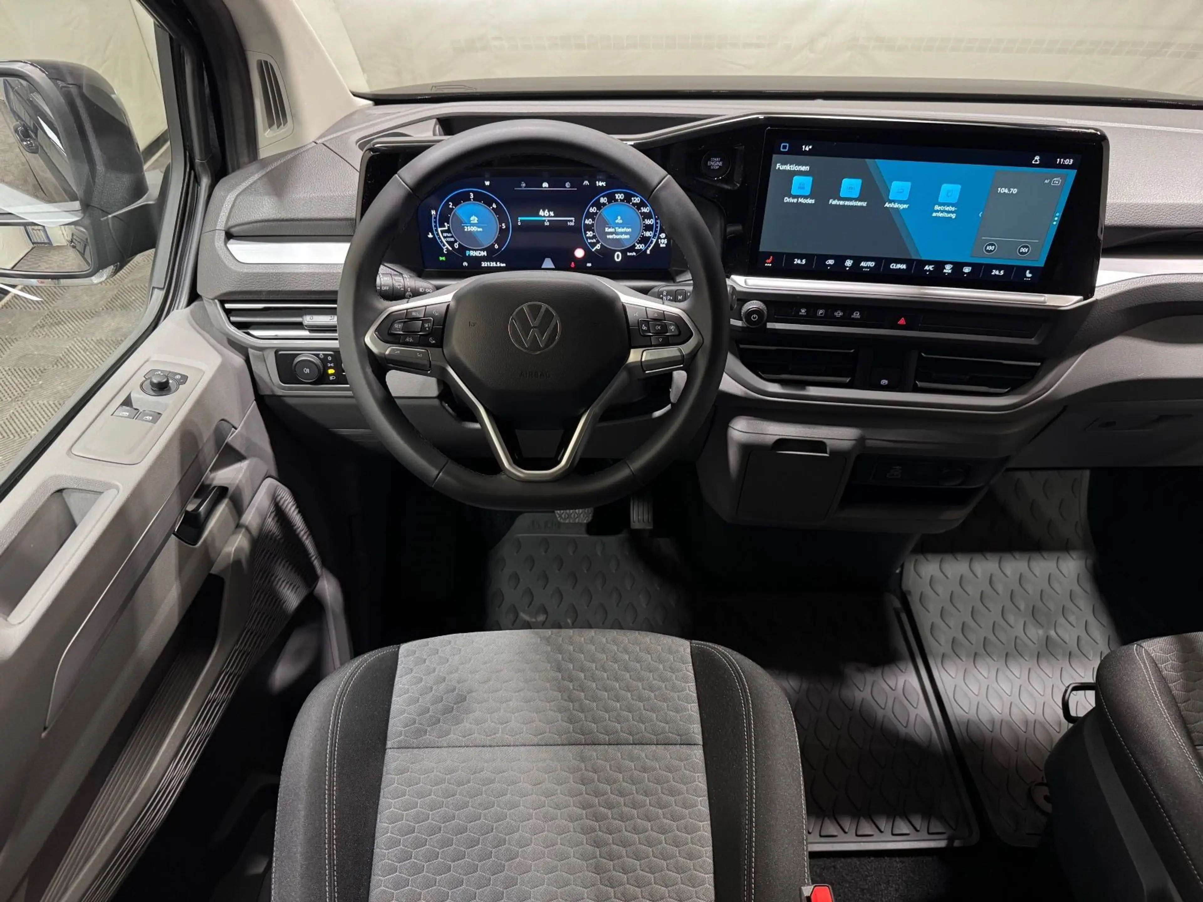 Volkswagen T7 Caravelle Life 2.0 TDI DSG KR | LED AHK PDC — photo 5