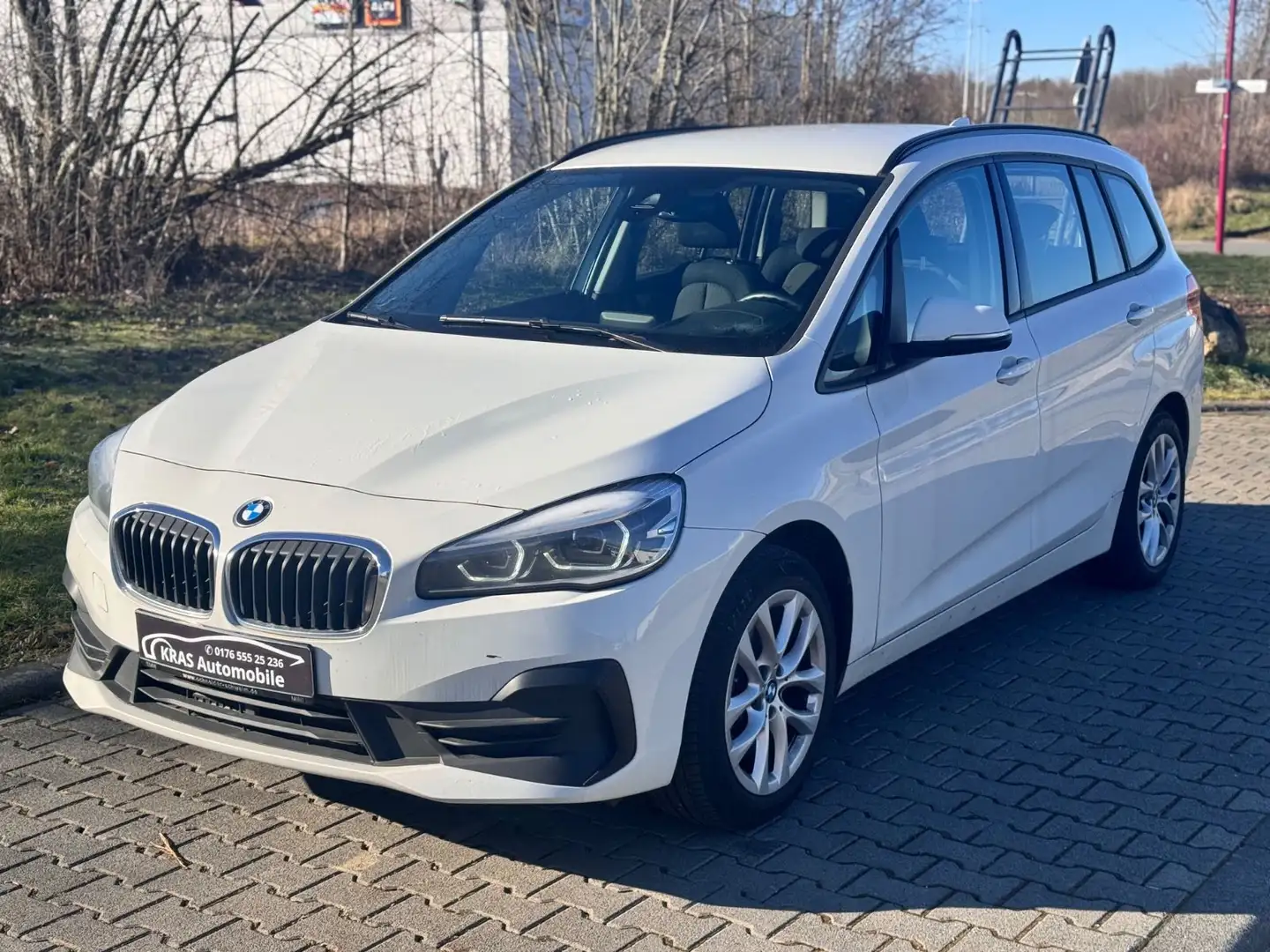 BMW 218 Baureihe 2 Gran Tourer 218 d Advantage+Navi+ Weiß - 1