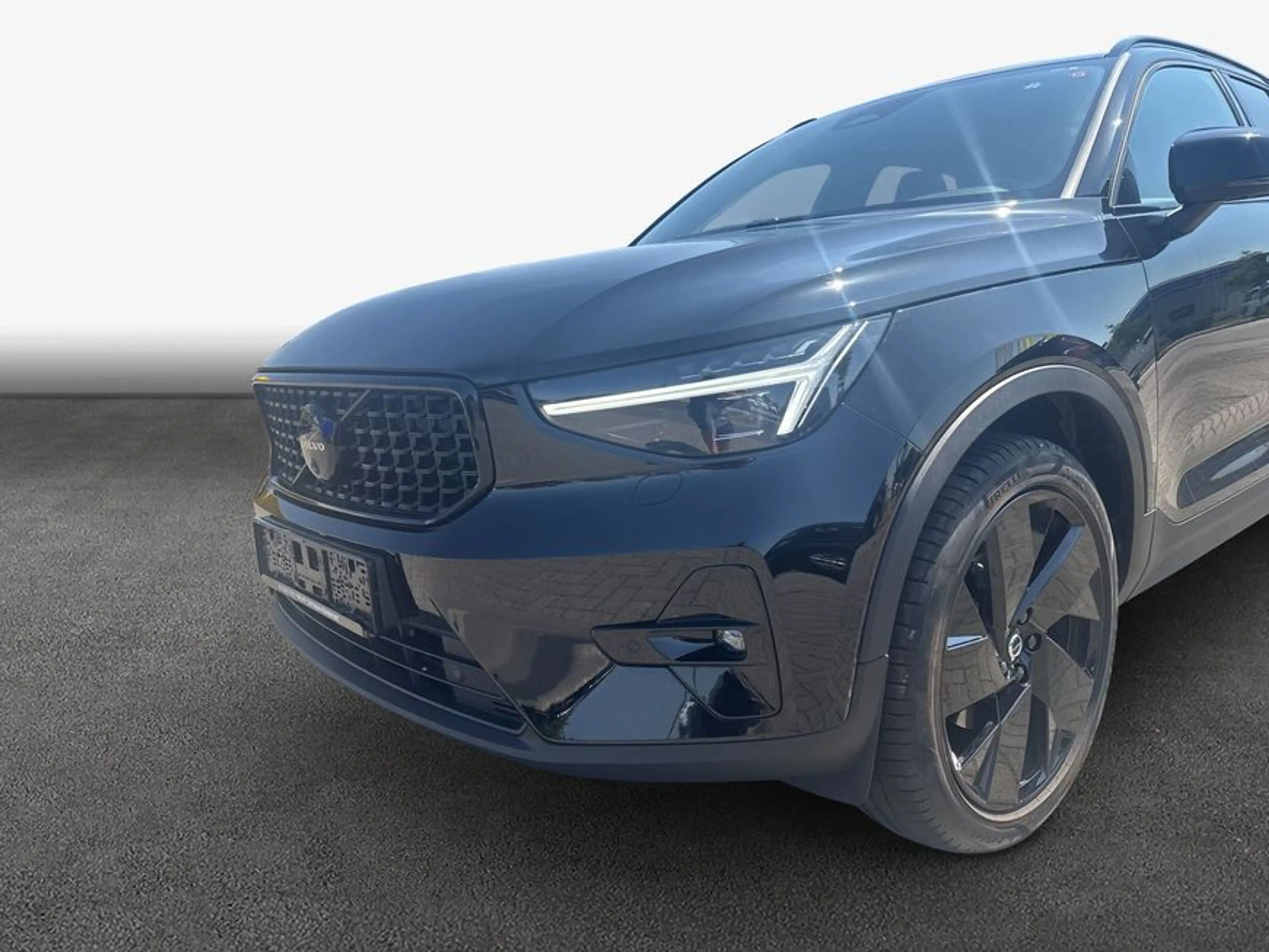Volvo XC40 XC40 B3 B DKG Plus Black Edition — photo 6