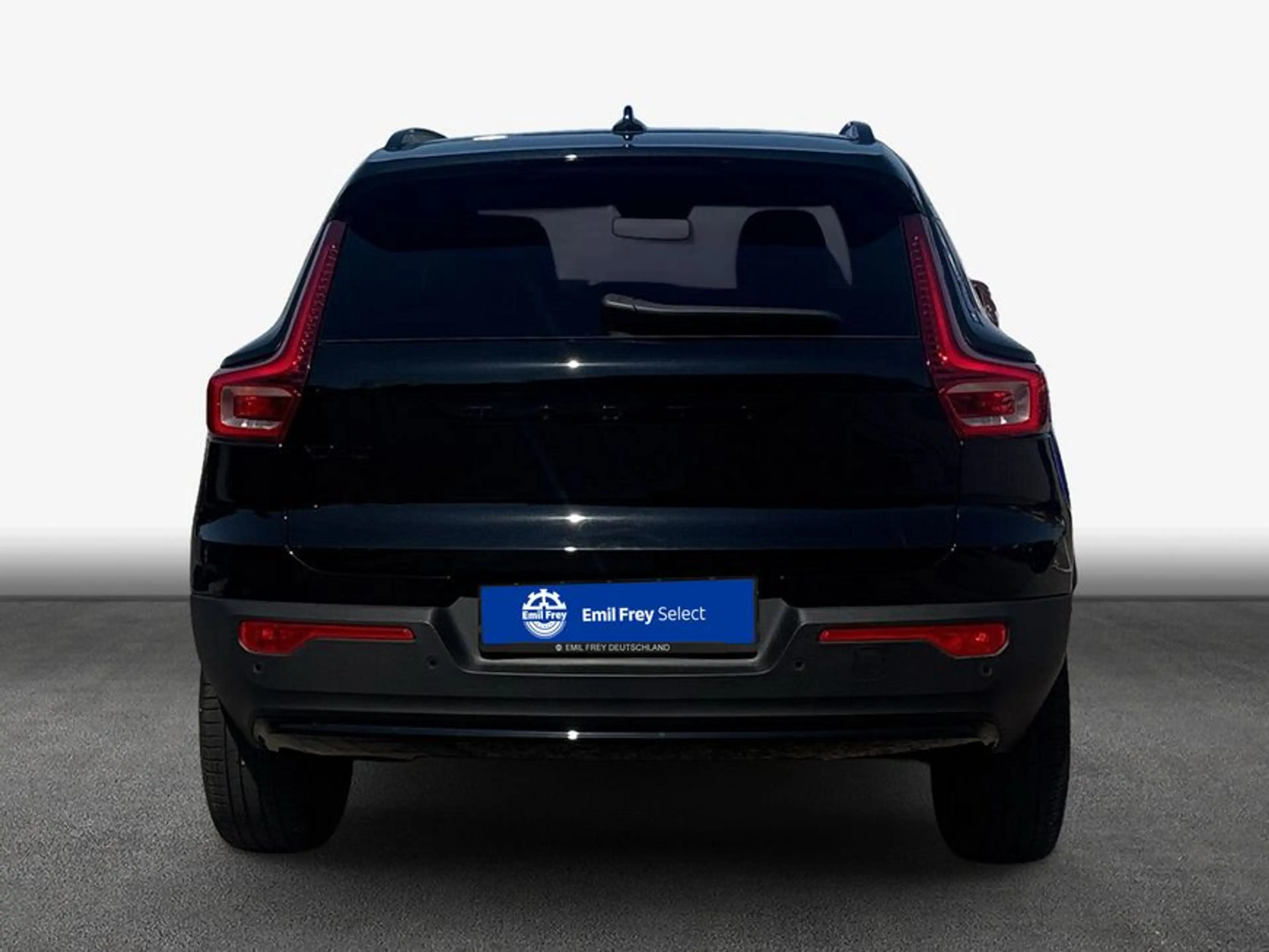 Volvo XC40 XC40 B3 B DKG Plus Black Edition — photo 5