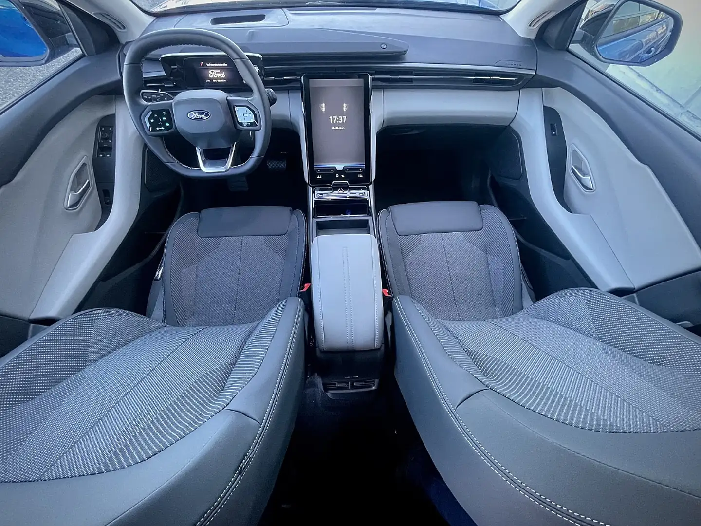 Ford Explorer Ford Explorer AWD Extended Range 79kWh 340PS LE... - 2