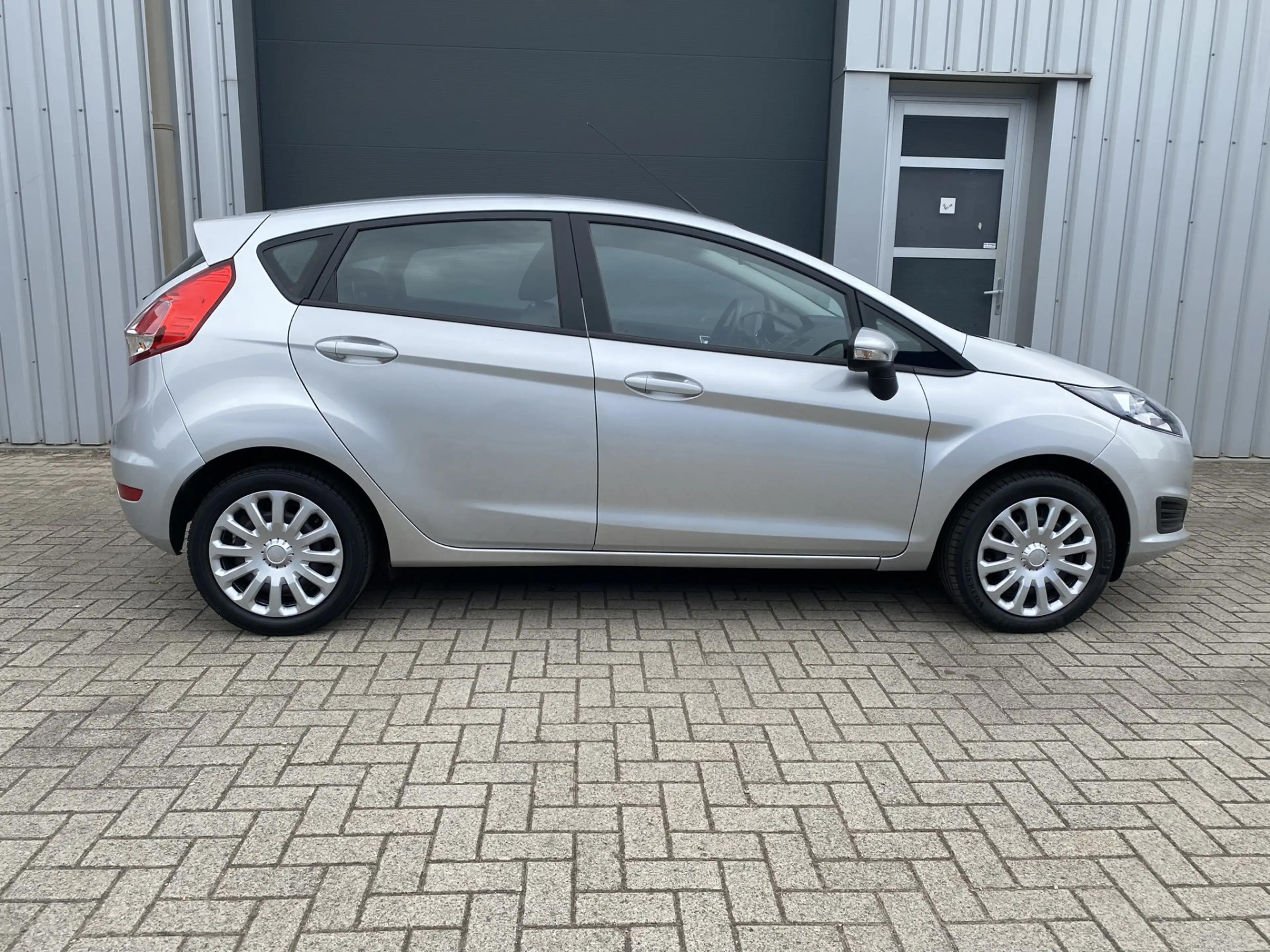 Ford Fiesta 1.0 Style Airco Trekhaak Centrale vergrendeling — photo 6