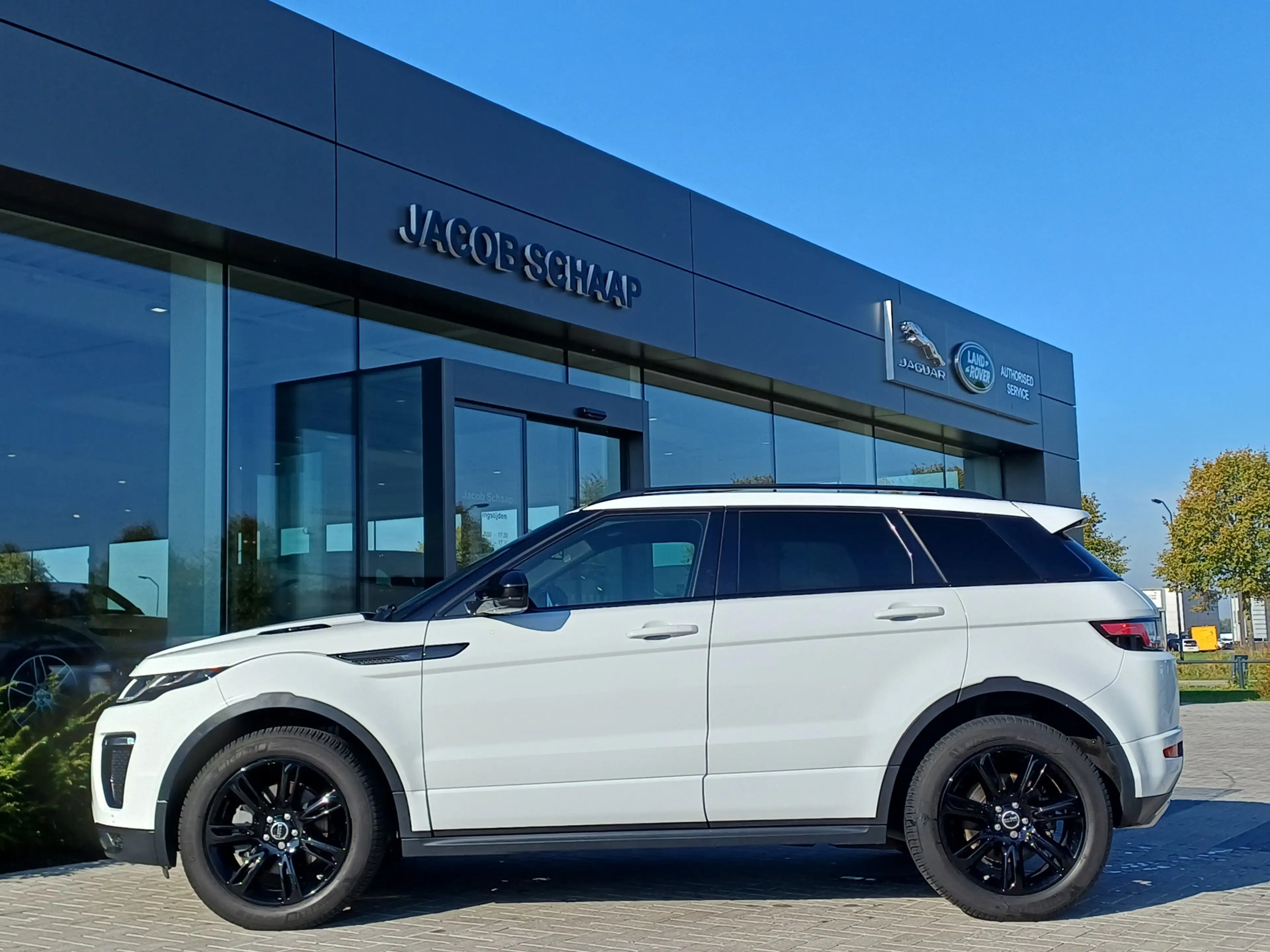 Land Rover Range Rover Evoque TD4 180pk HSE Dynamic | Dealer Onderhouden | Merid — photo 10