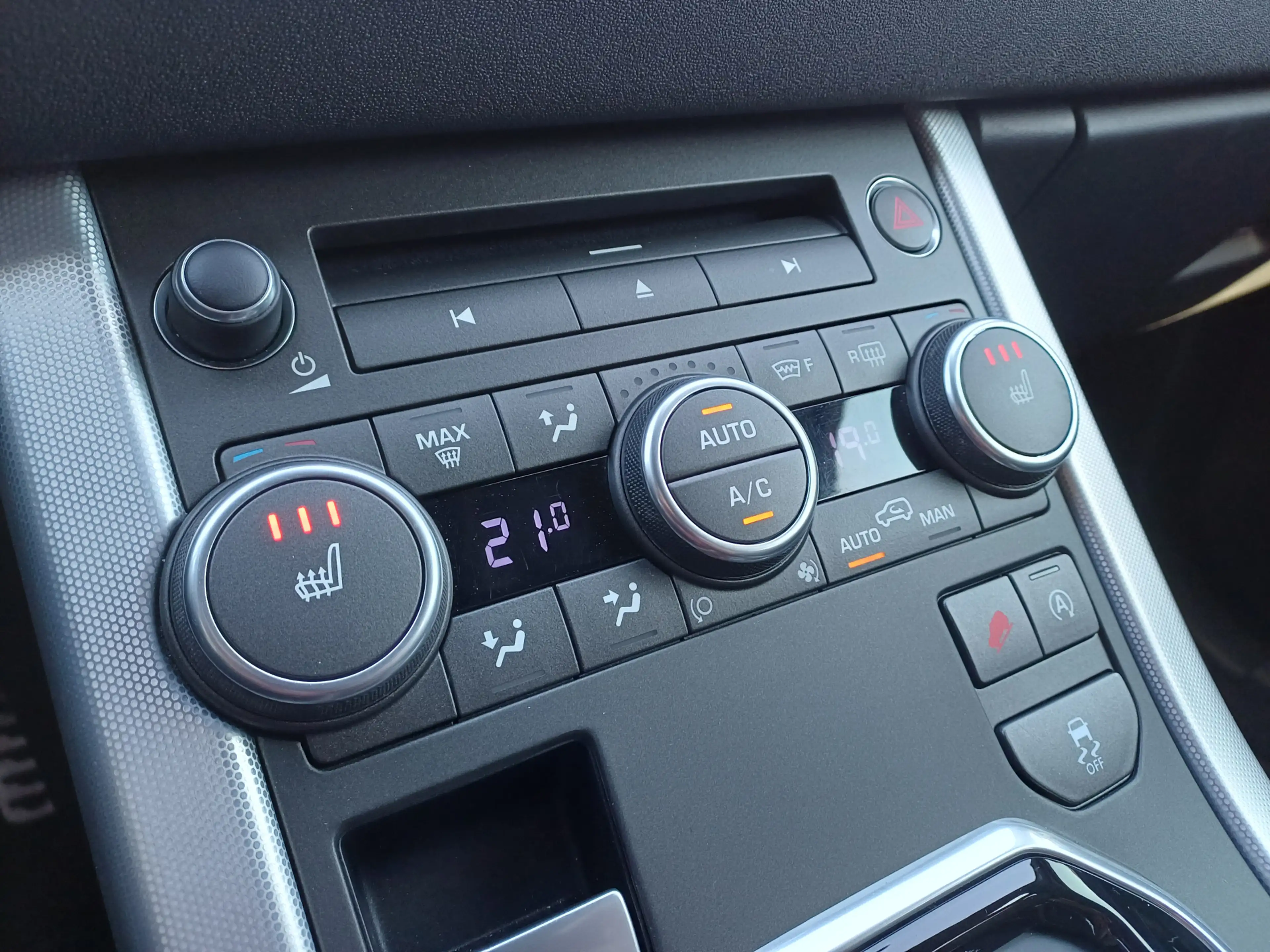 Land Rover Range Rover Evoque TD4 180pk HSE Dynamic | Dealer Onderhouden | Merid — photo 15