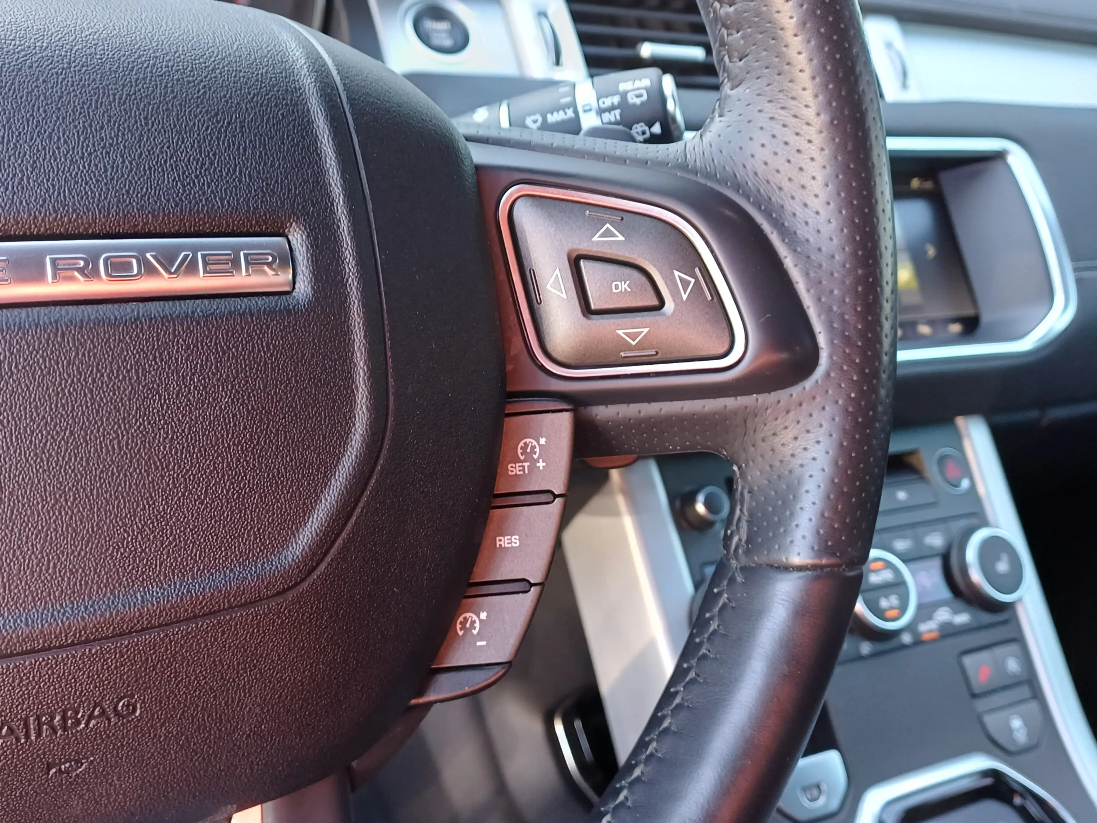Land Rover Range Rover Evoque TD4 180pk HSE Dynamic | Dealer Onderhouden | Merid — photo 3