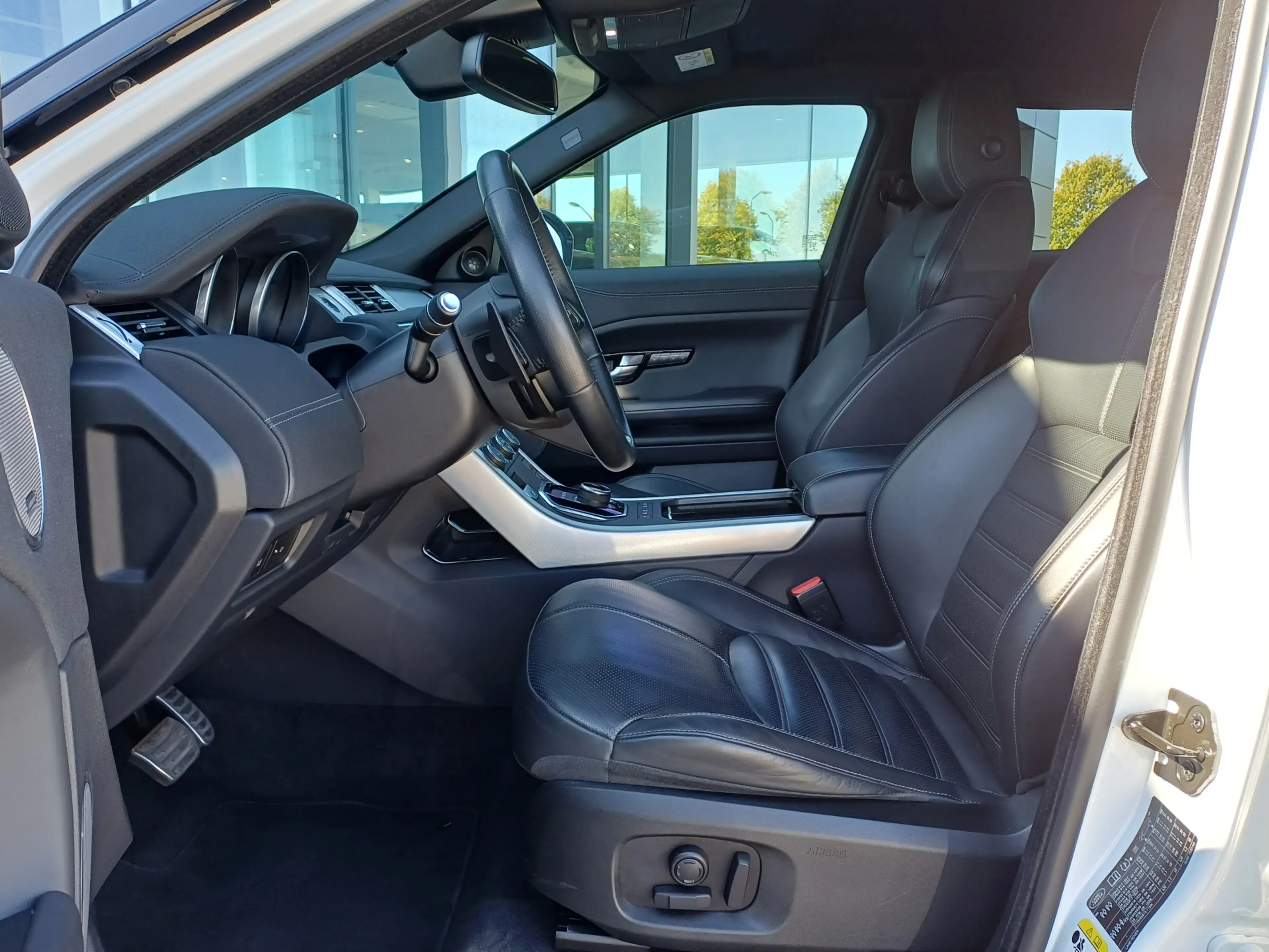 Land Rover Range Rover Evoque TD4 180pk HSE Dynamic | Dealer Onderhouden | Merid — photo 6