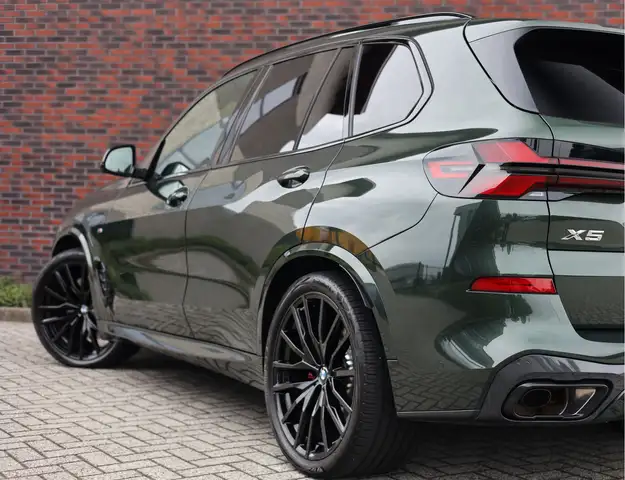 BMW X5 view 7