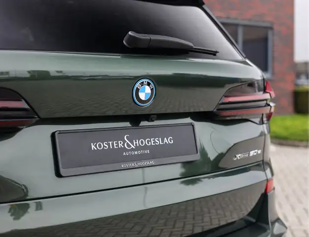 BMW X5 view 11