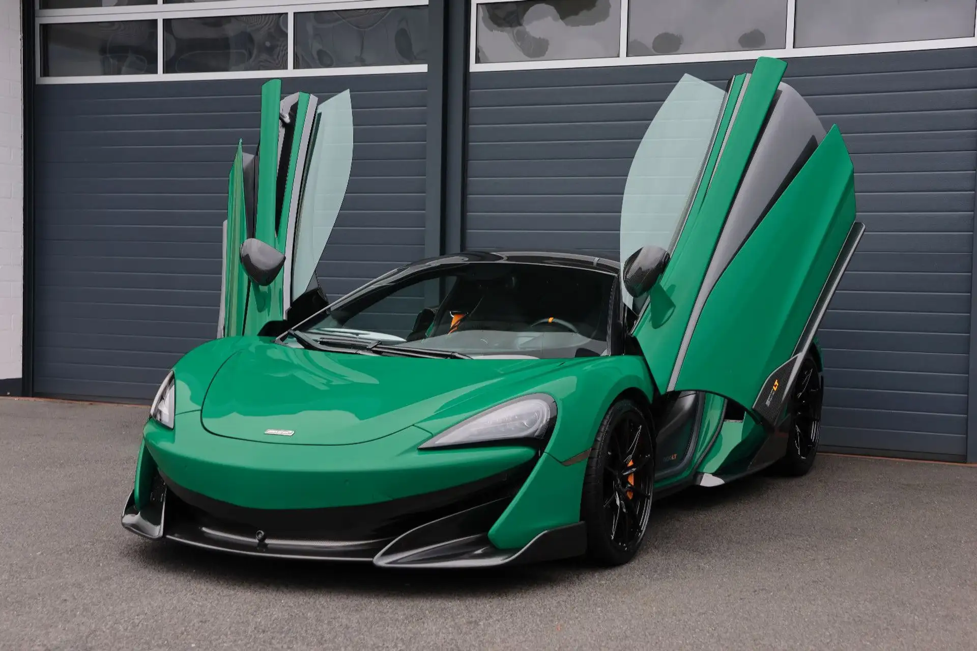맥라렌 600LT 2019 초록 사진 6