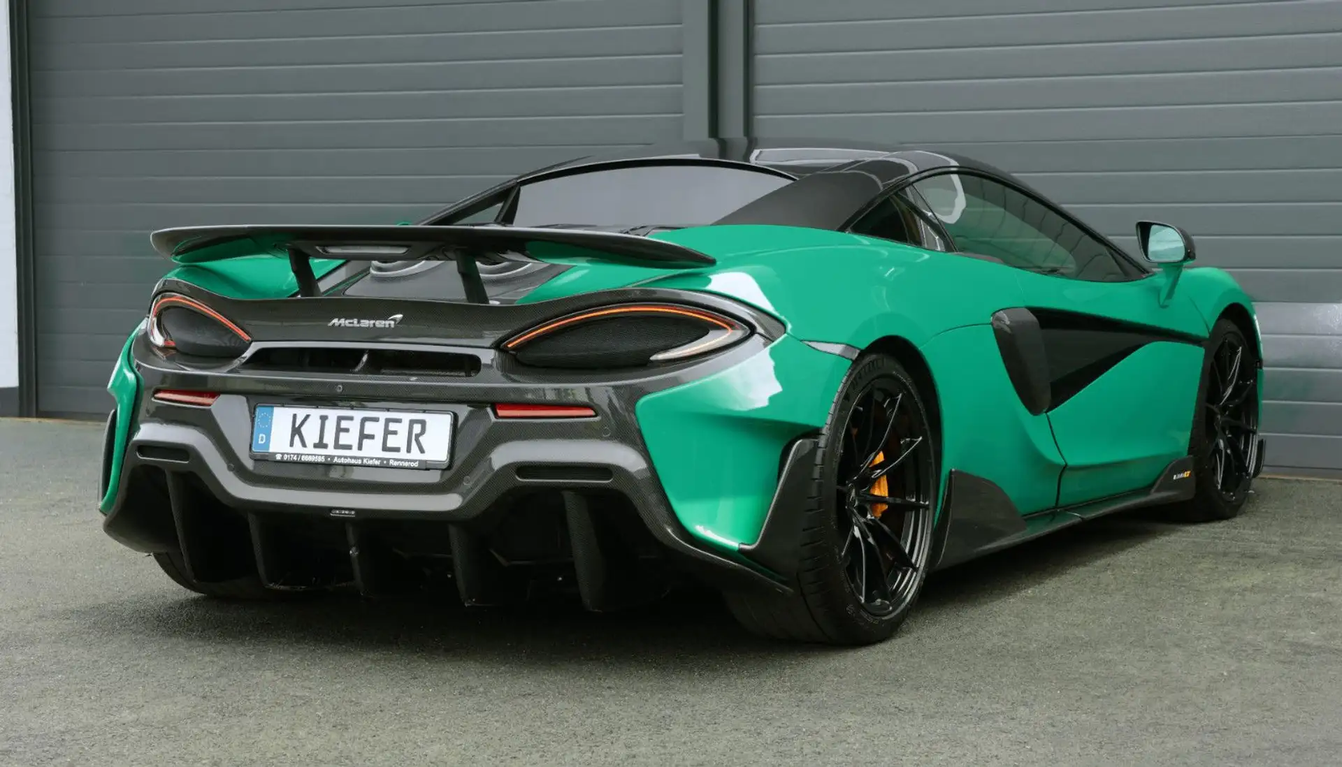 맥라렌 600LT 2019 초록 사진 8
