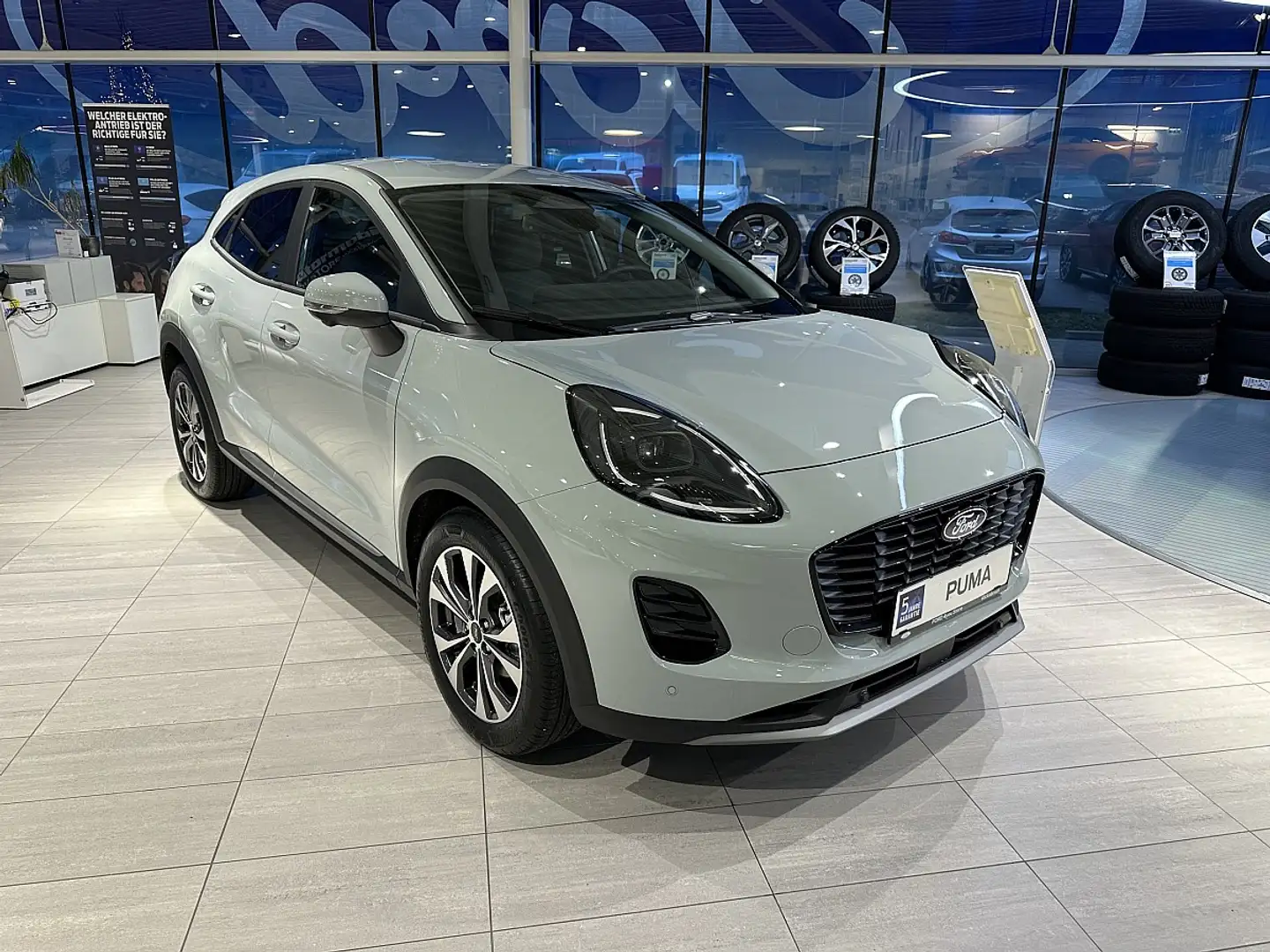 Ford Puma 1,0 EcoBoost Hybrid Titanium Grau - 1