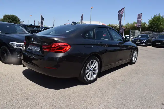BMW 4 Series view 11