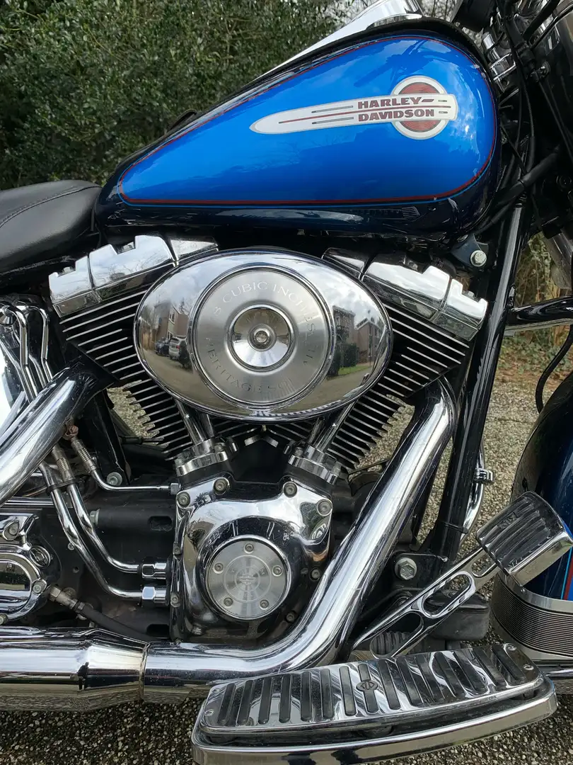 Harley-Davidson Heritage Softail FLSTC Blau - 1