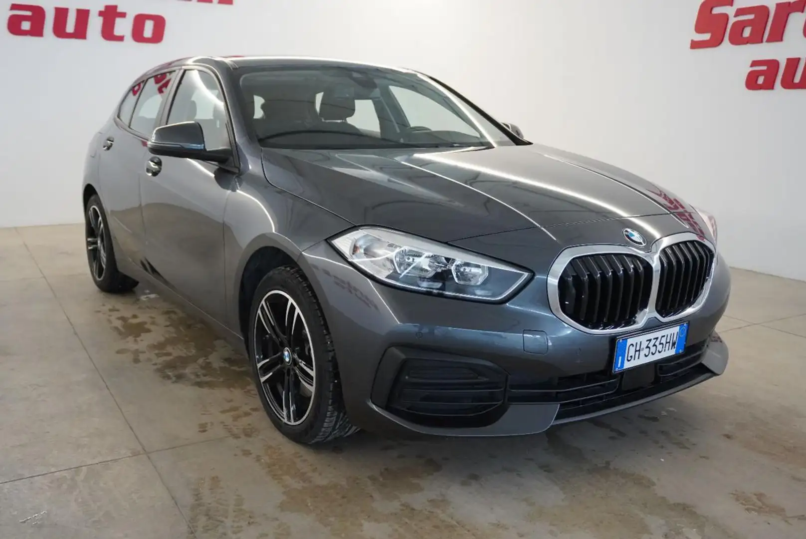BMW 116 d 5p. Business Advantage Gris - 2