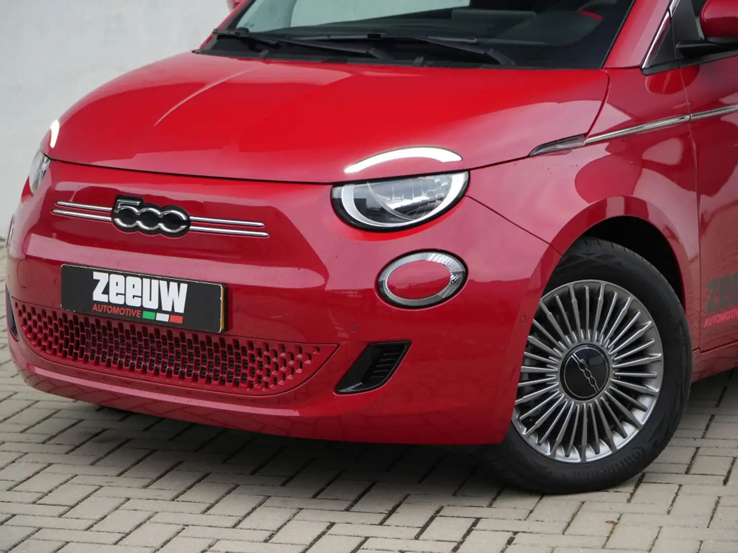 Fiat 500e 42 kWh | Carplay | Camera | Winter | PDC | 16" Rood - 2