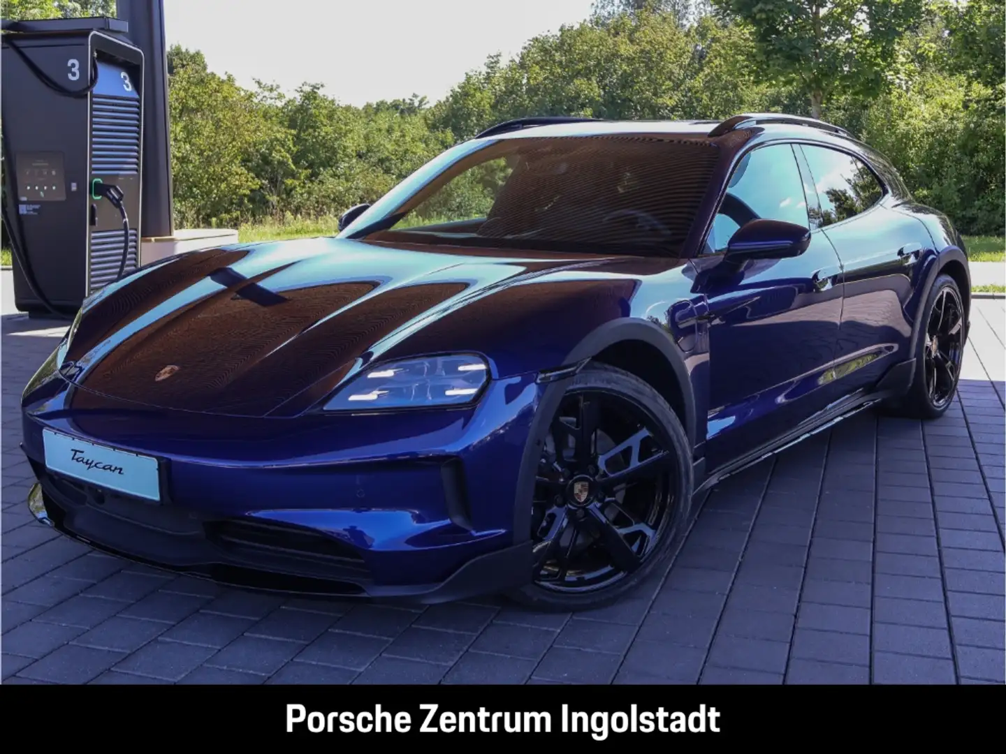 Porsche Taycan 4 Cross Turismo, Sport Chrono, SH 4x, Panorama, HD Blau - 1