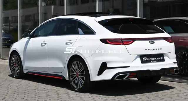 Kia Proceed view 3