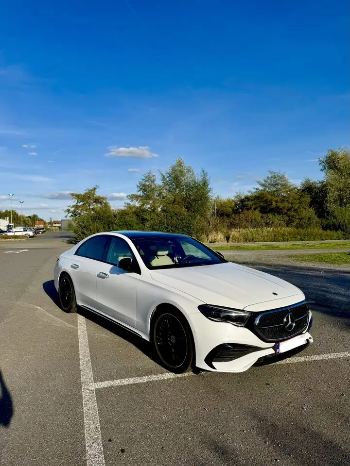 Mercedes-Benz E 200