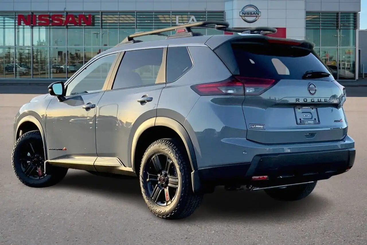 Nissan Rogue fotografie Nissan Rogue