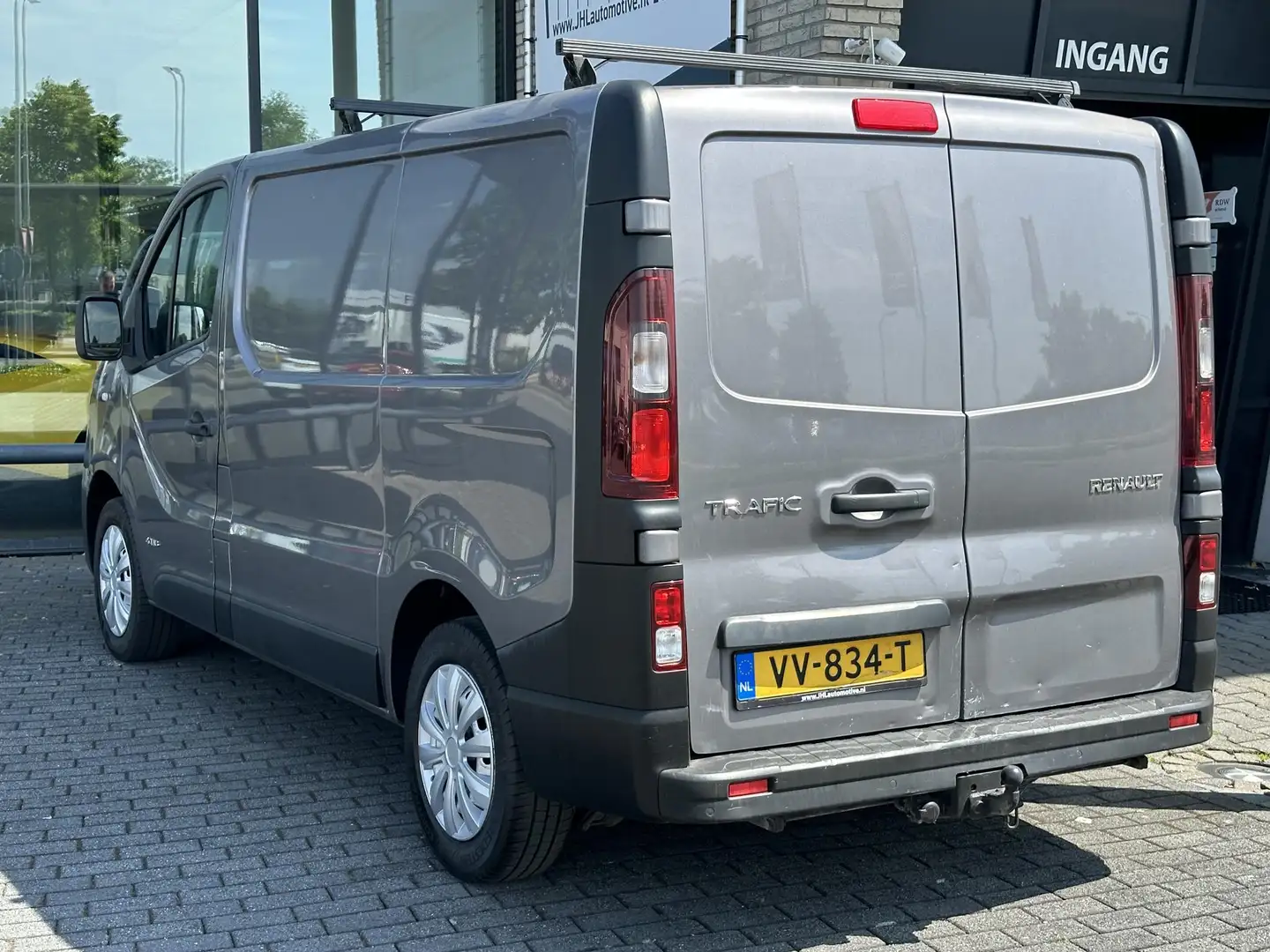 Renault Trafic 1.6 dCi T27 L1H1 Comfort*A/C*HAAK*NAVI*3-P*CRUISE* Grijs - 2