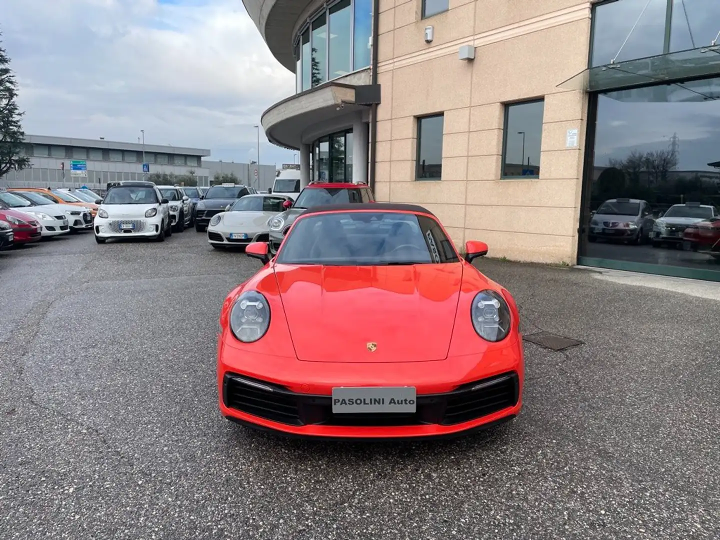 Porsche 911 992 TARGA 4 PDK 3.0 385HP SEDILI VENTILATI CARPLAY Arancione - 2
