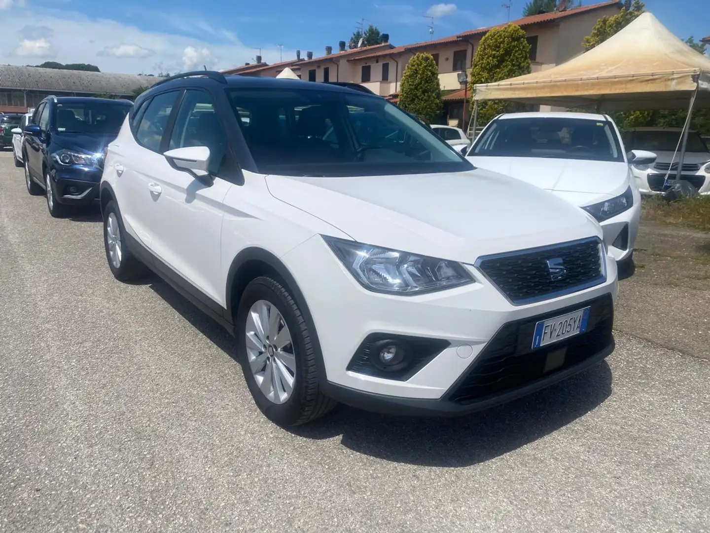 SEAT Arona 1.6 TDI 95 CV XCELLENCE Blanc - 2