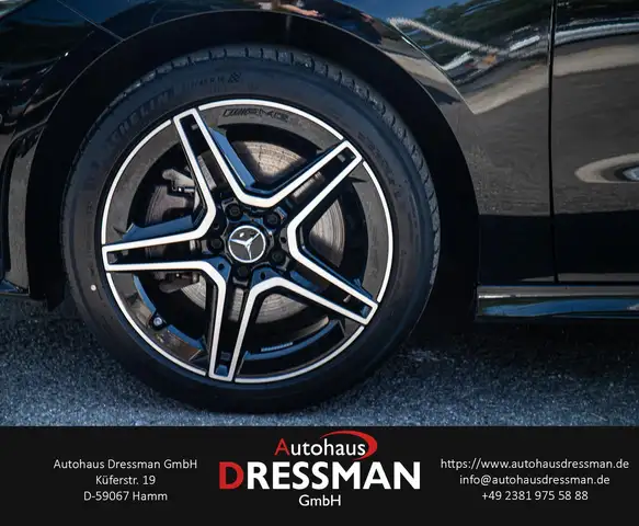 Mercedes-Benz Cla view 8