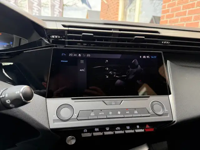 Peugeot 308 view 14