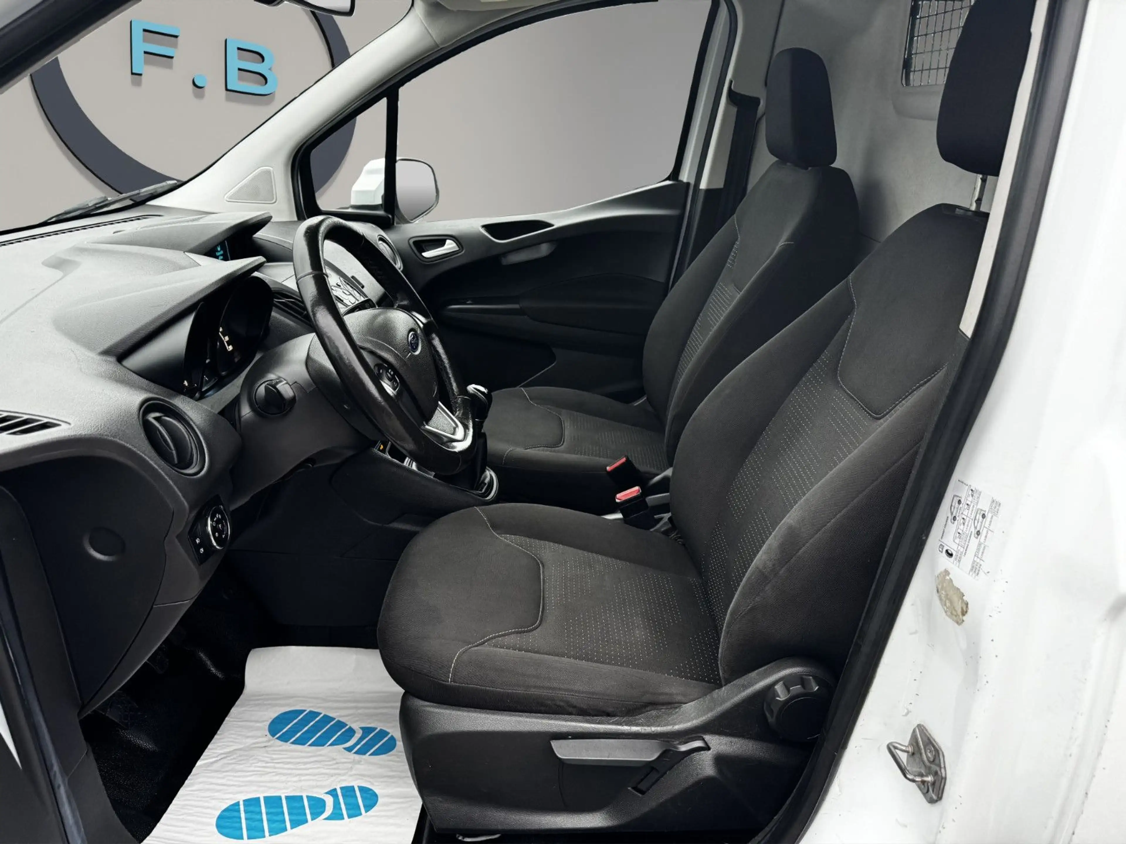 Ford Transit Courier /KLIMA/UVM.. — photo 8