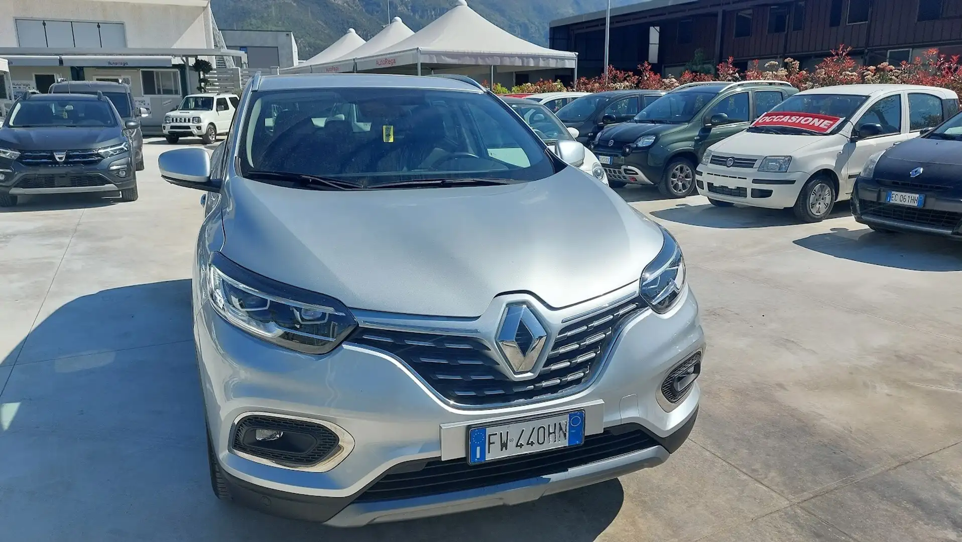 Renault Kadjar Blue dCi 8V 115CV Sport Edition2 Stříbrná - 2