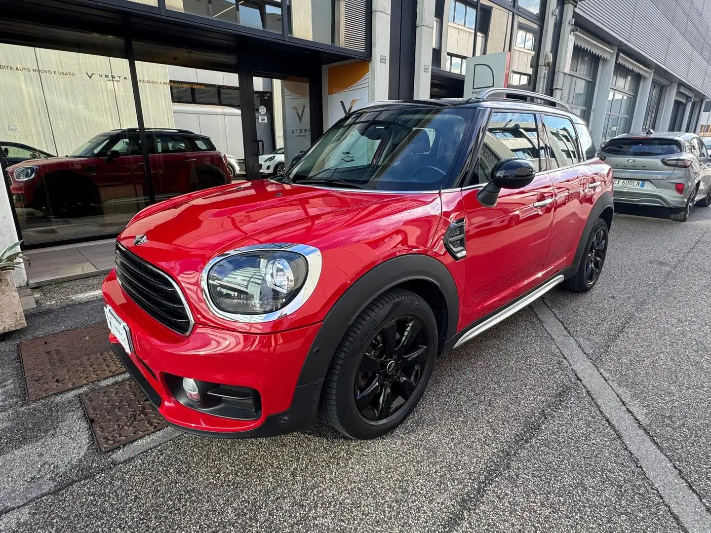 MINI Cooper D Countryman Mini Countryman F60 2017 2.0 Hype Rot - 1