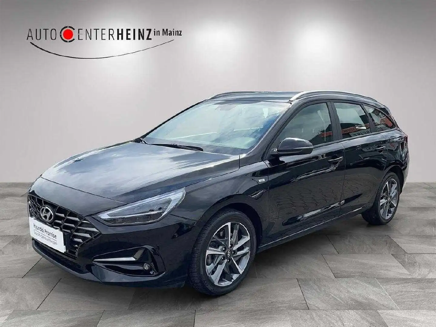Hyundai i30 Trend Mild-Hybrid Schwarz - 1