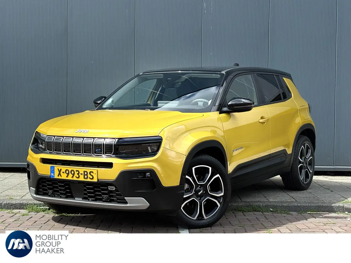 Jeep Avenger 1st Edition 54 kWh Navigatie I Apple carplay/Andro Geel - 1