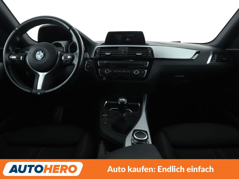 BMW 118 118i Edition M Sport Shadow *NAVI*TEMPO*PDC*SHZ* — photo 12