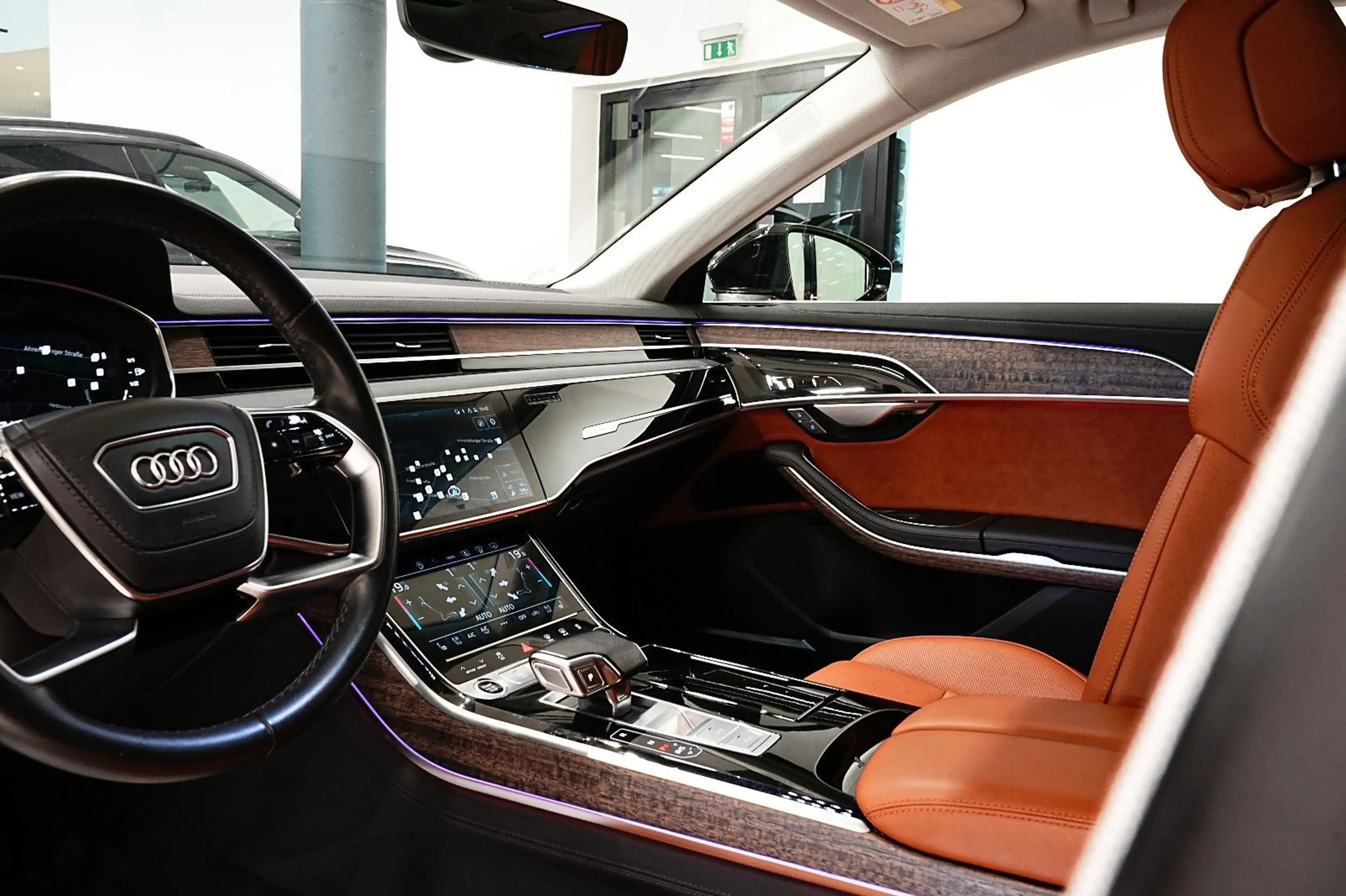 Audi A8 50"LANG"|HUD|LUFT|MASSAG|MEMO|3D|TV|B&O|PANO| — photo 4