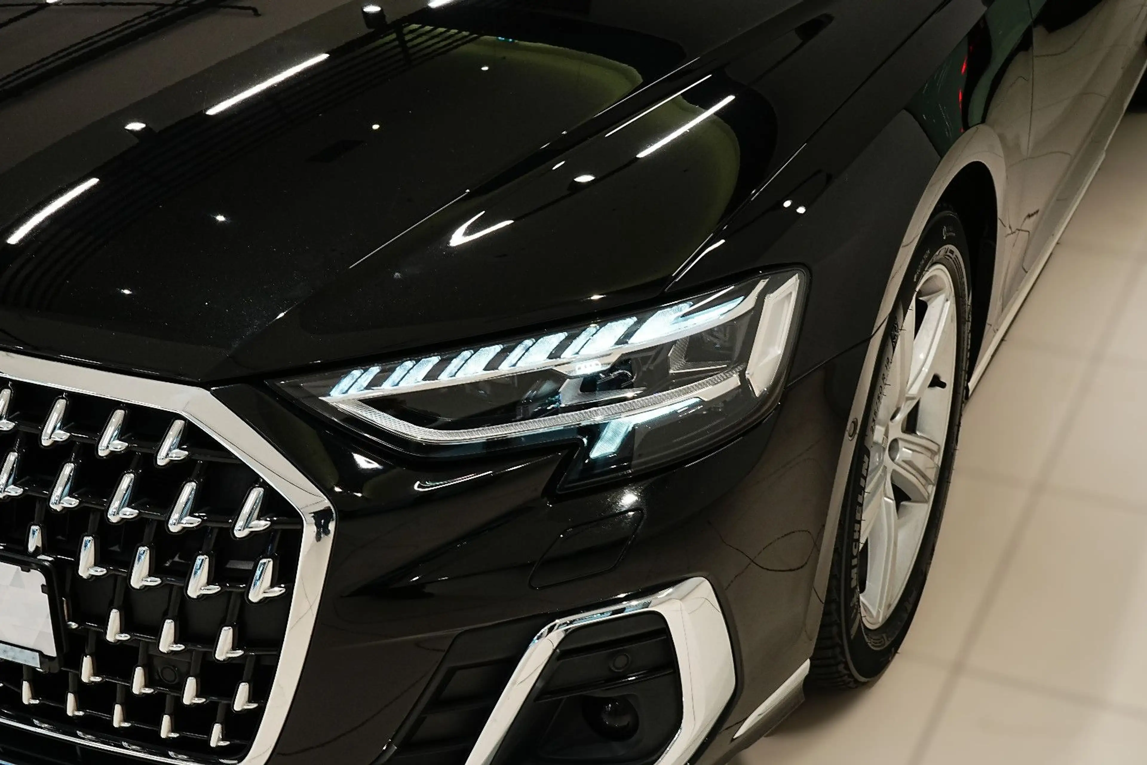 Audi A8 50"LANG"|HUD|LUFT|MASSAG|MEMO|3D|TV|B&O|PANO| — photo 8