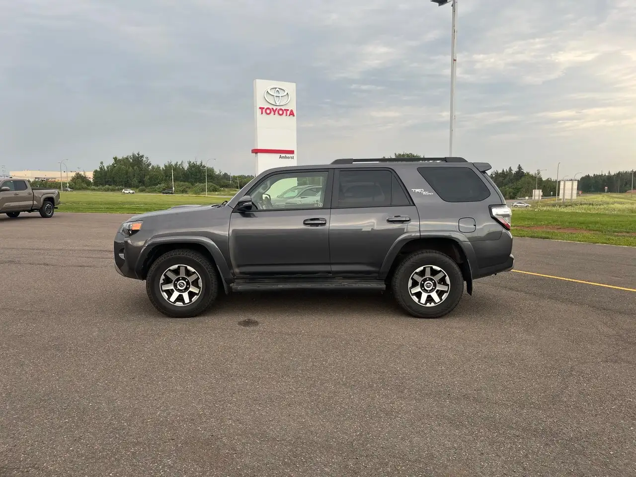 Toyota 4-Runner photo Toyota 4-Runner