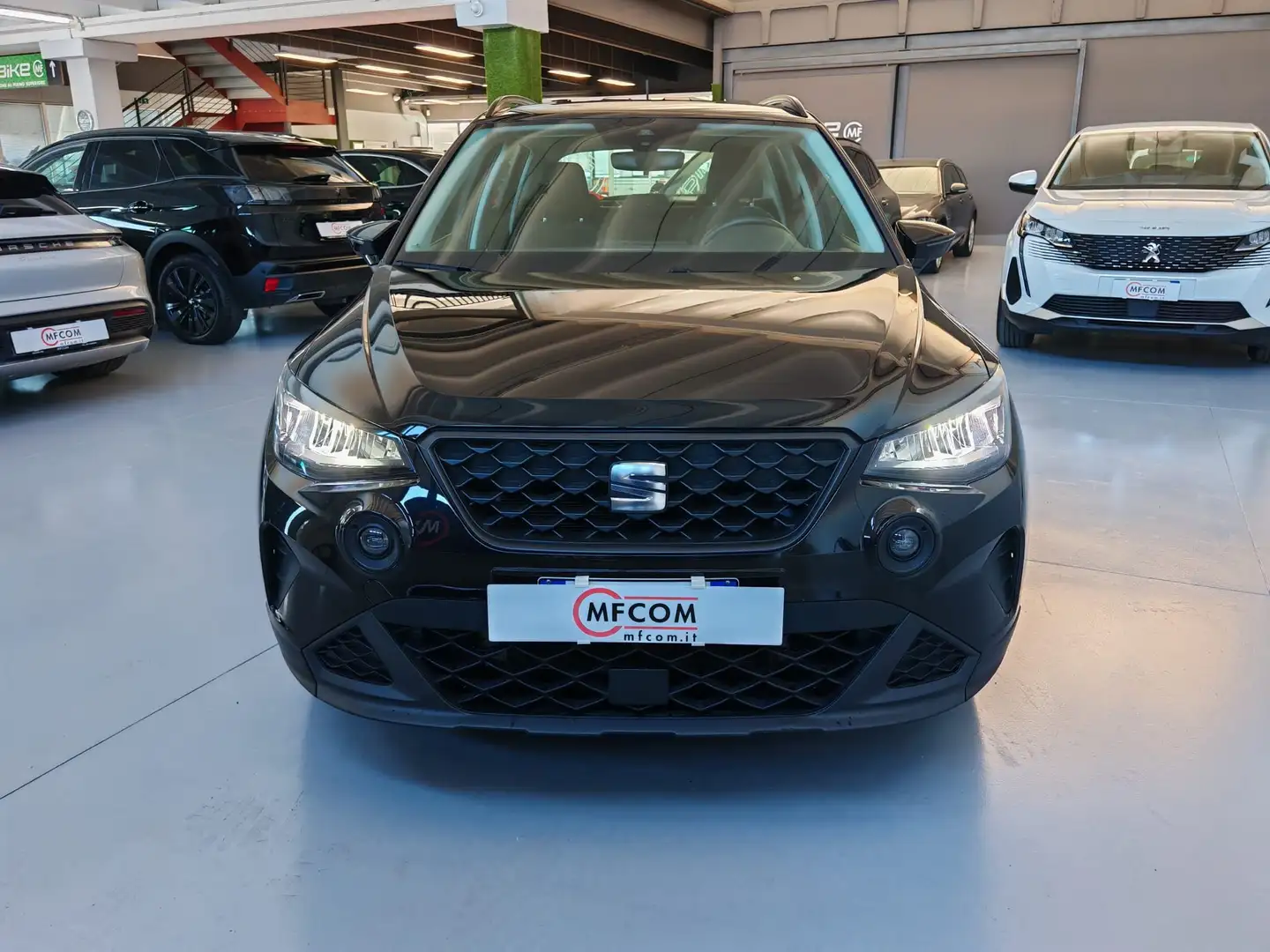 SEAT Arona 1.0 ecotsi Style 95cv NEW MODEL Nero - 2