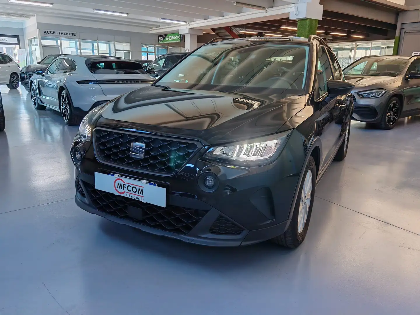 SEAT Arona 1.0 ecotsi Style 95cv NEW MODEL Nero - 1