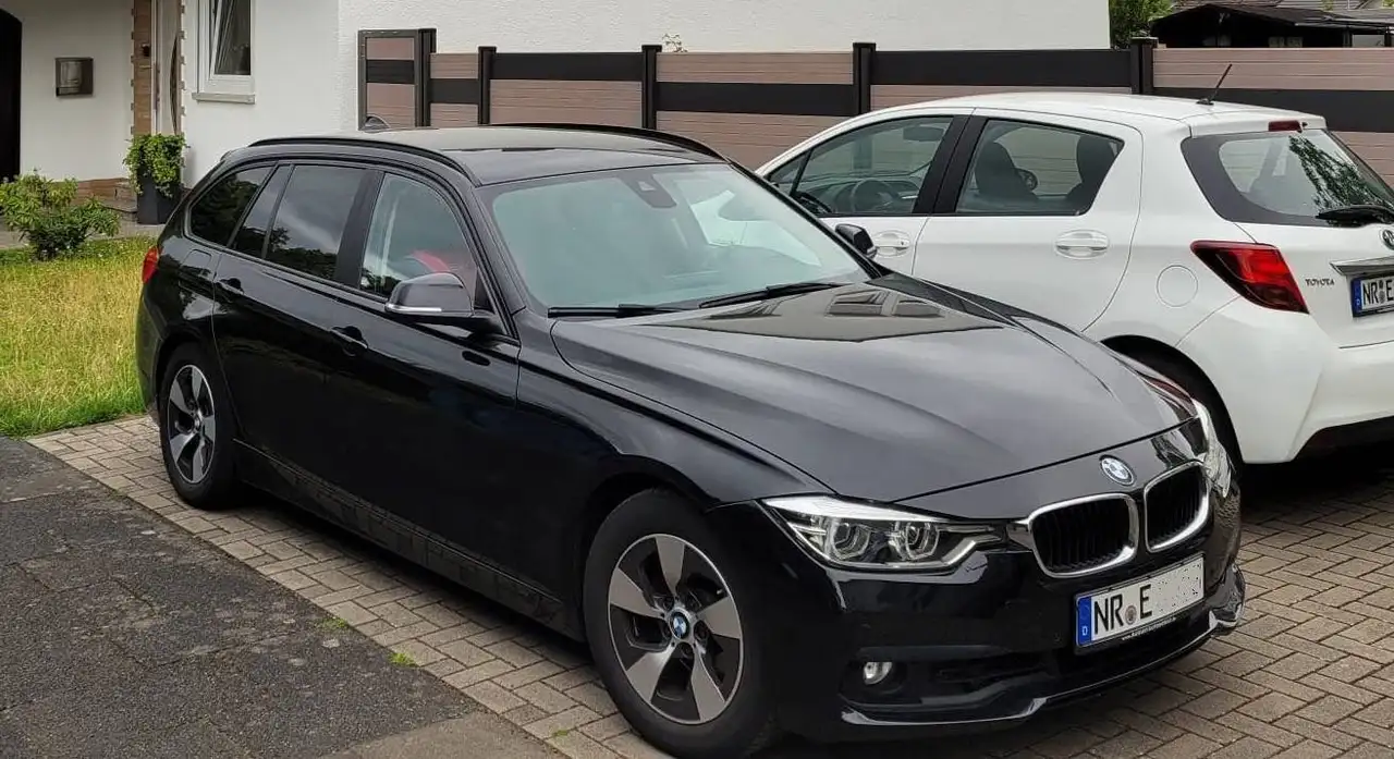 BMW 320 3er Touring Diesel 320d Touring Efficient Dynamics Keyless T-Leder Kamera Drive Assist