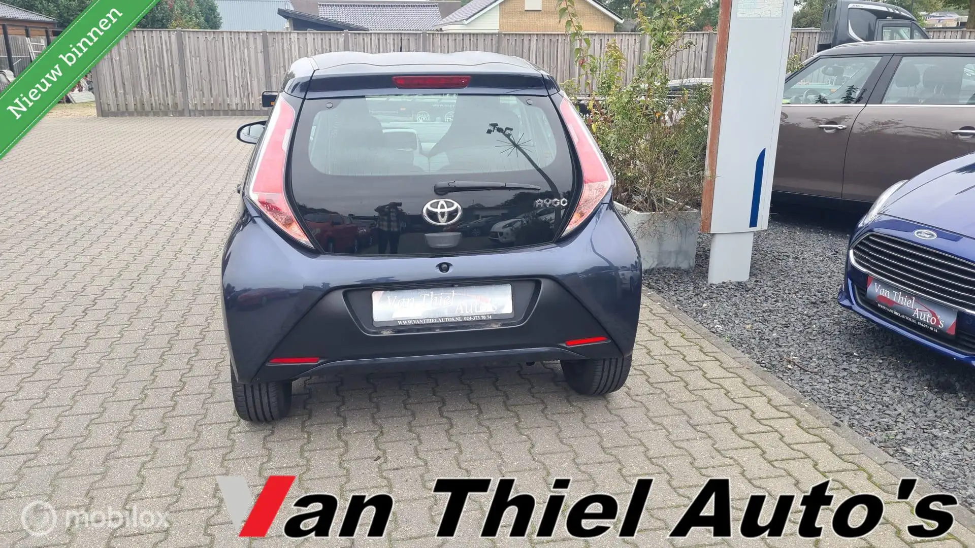Toyota Aygo 1.0 VVT-i x-clusiv camera Blau - 2