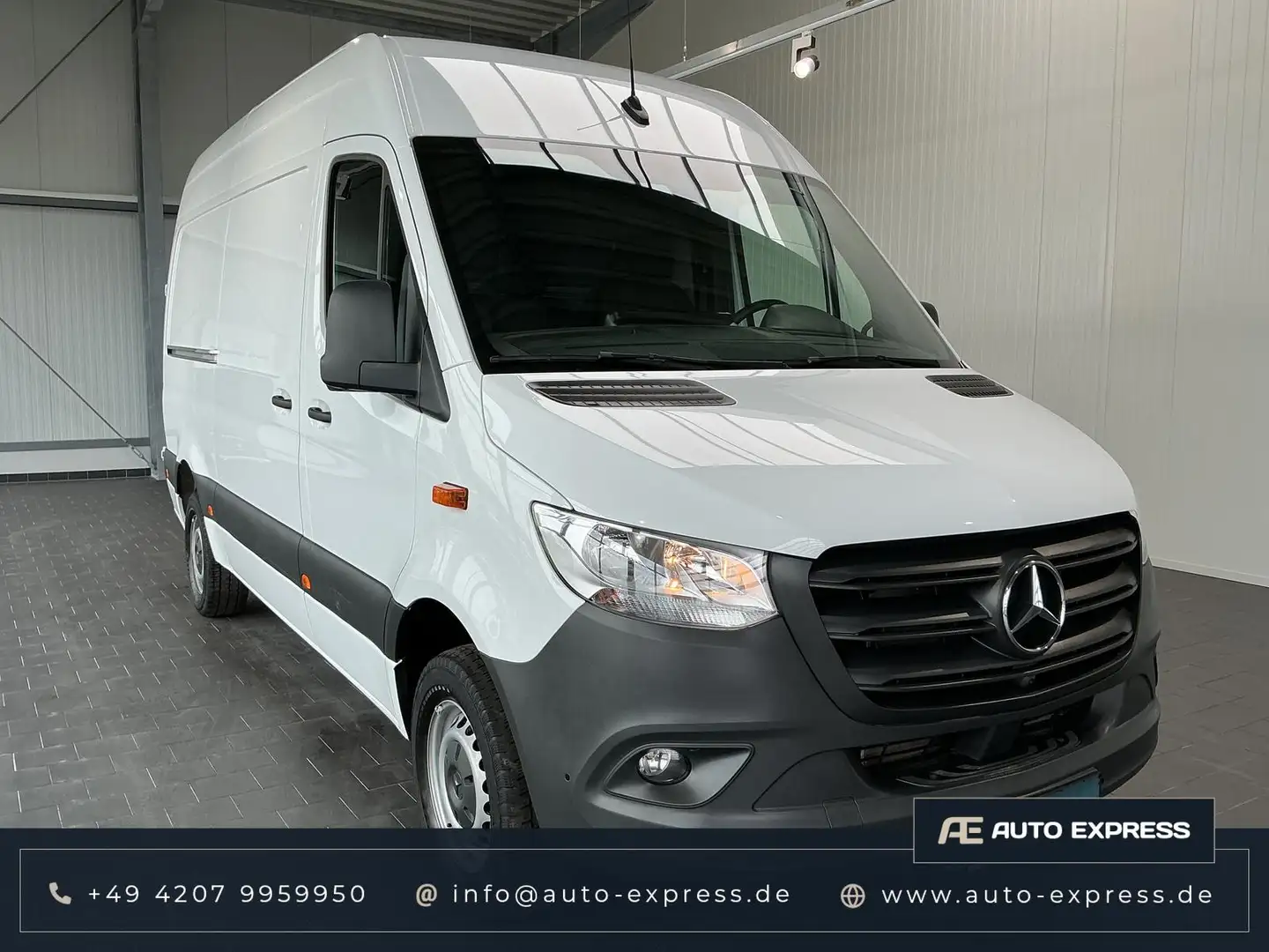 Mercedes-Benz Sprinter 317  L2H2+360° Kamera+Navi+Schwingsitz Bianco - 1