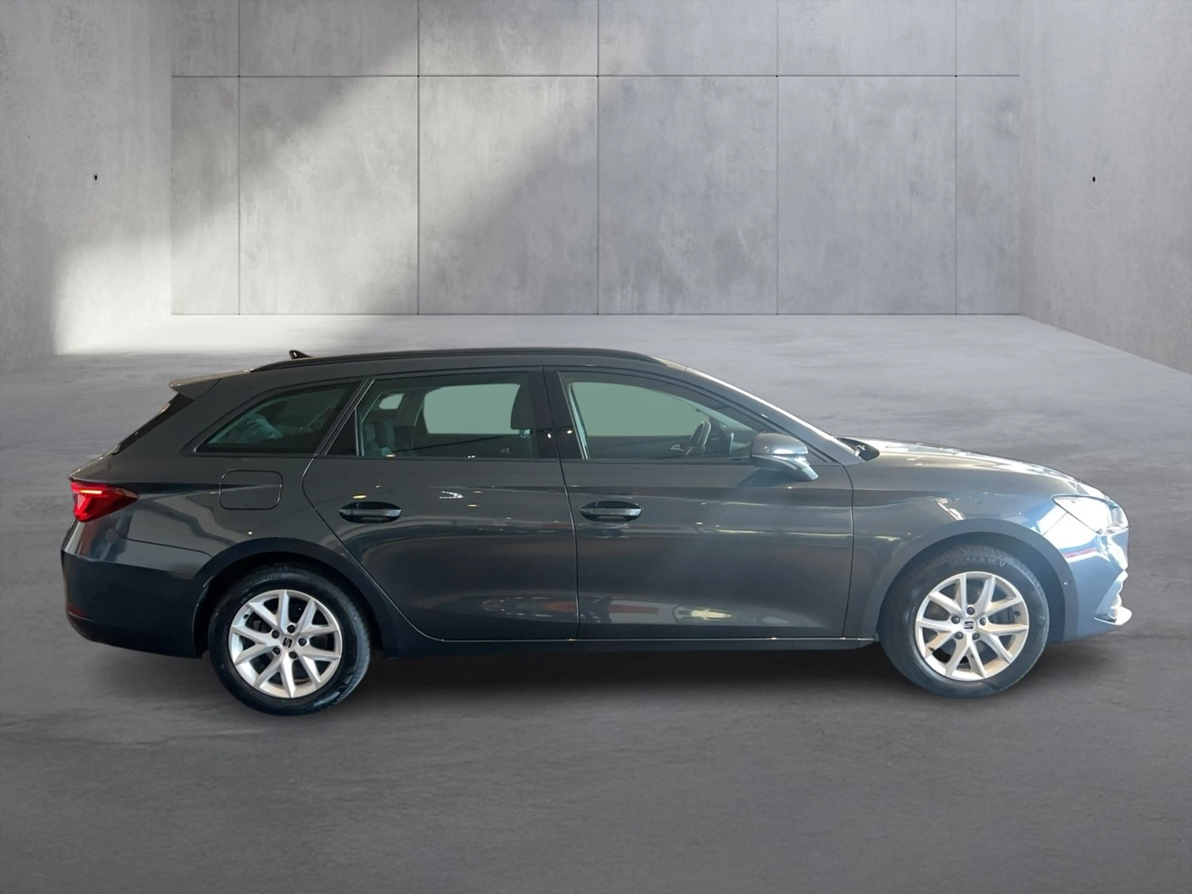 SEAT Leon Style 2.0 TDI 115 PS — photo 6